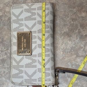 Michael Kors Wrist Wallet